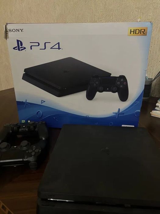 Продам play station 4 slim 512 gb