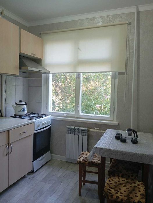продам квартиру 2 к кв на Тургенева