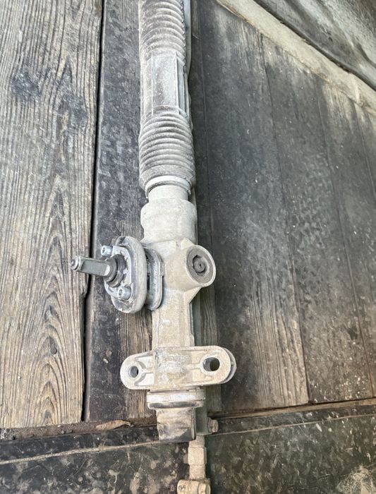 Рулевая рейка Гранта