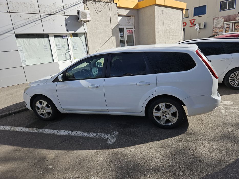 Vând Mașină Ford Focus