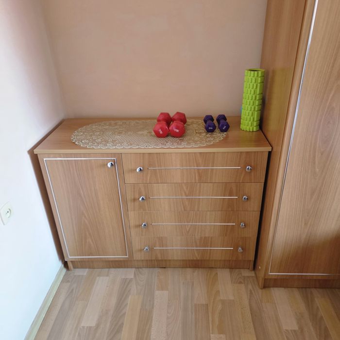 Продам спальный гарнитур