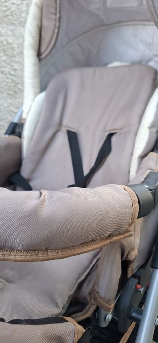 Baby Merc Leo Бебешка количка 2 в 1 Бежова.
 Удобна, стилна и супер маневрена!