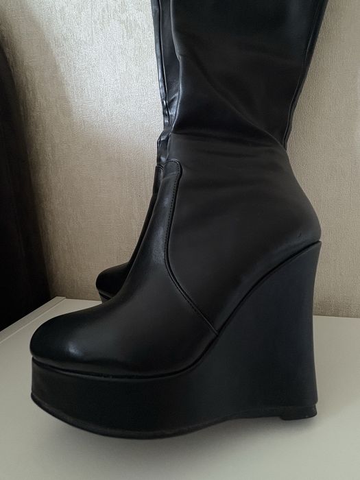 Сапоги зимние на платформе