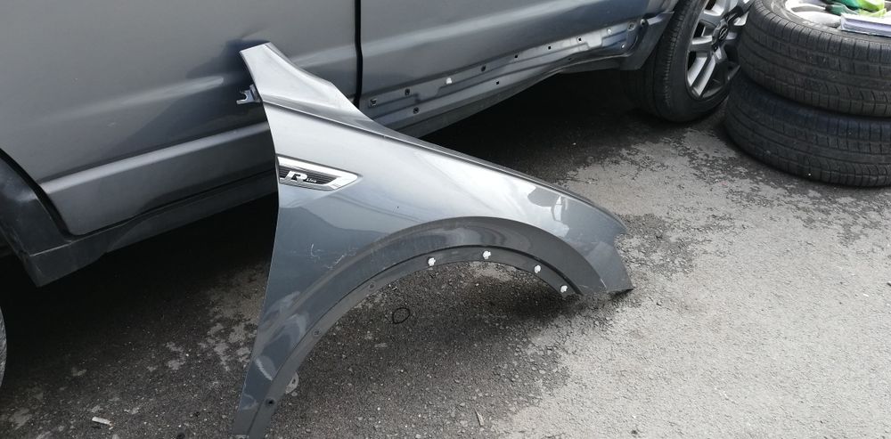 2 броя десен и 2 брой ляв калник VW Tiguan 2 (2016-2021)