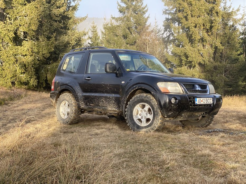 Vând Mitsubishi Pajero MK3 2.5 diesel 2004