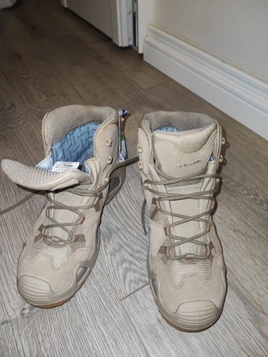 Bocanci armata marimea 42 noi