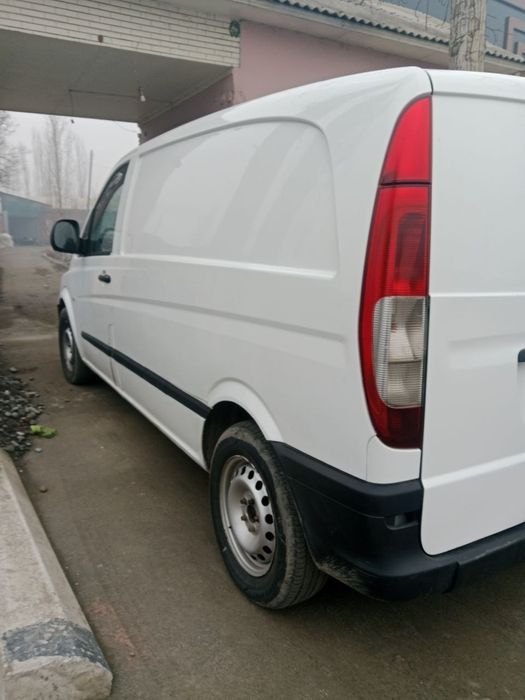 Mersedez vito sotiladi