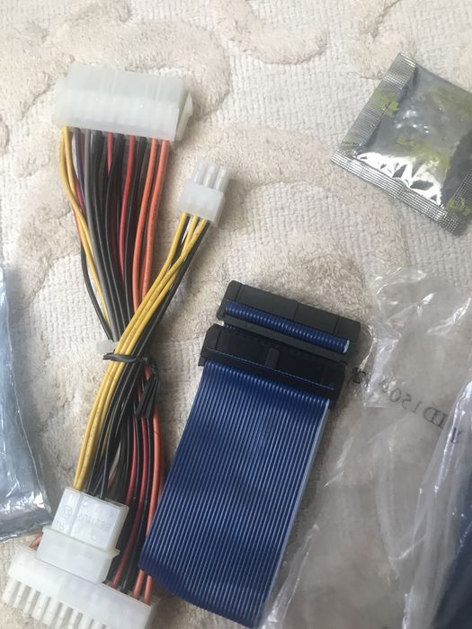 Компьютер заттары сатылады