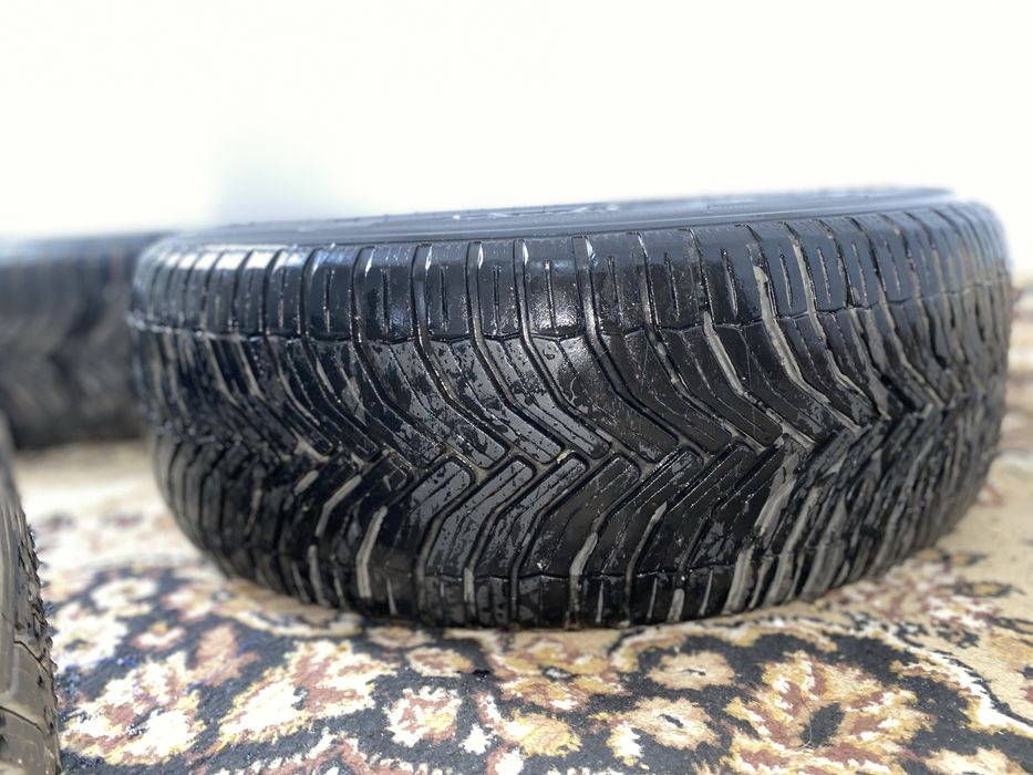 в прлдаже комплект шин michelin и дисков xlr8 в отличнои состоянии