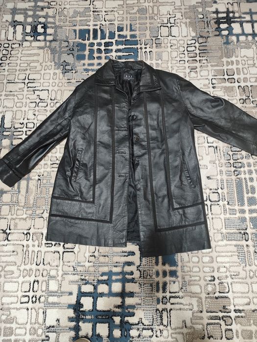 Продам кожаные куртки женские