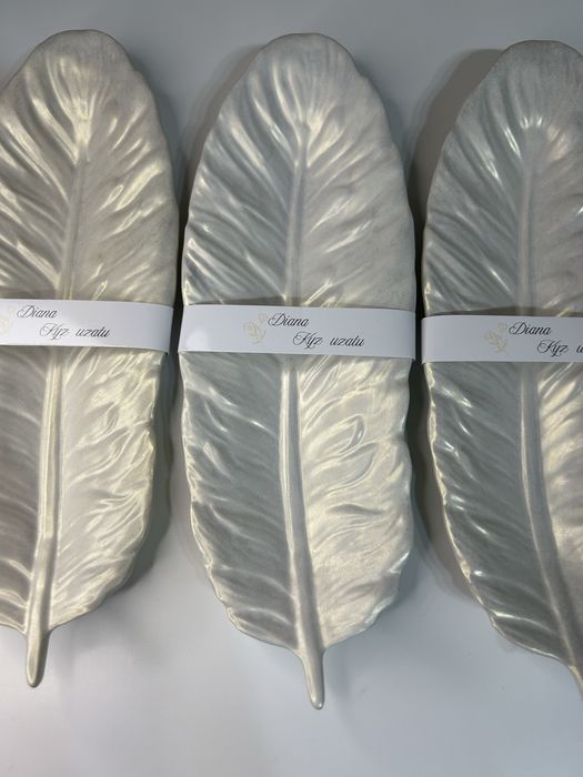 Бонбоньерки перо