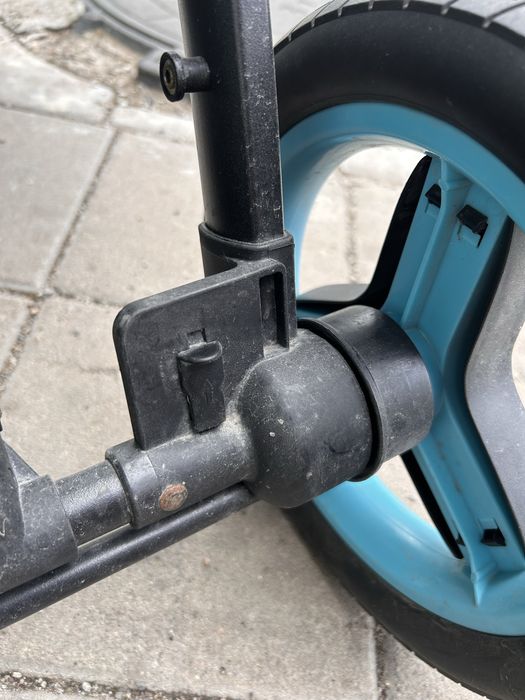 Продам коляску 3 в 1