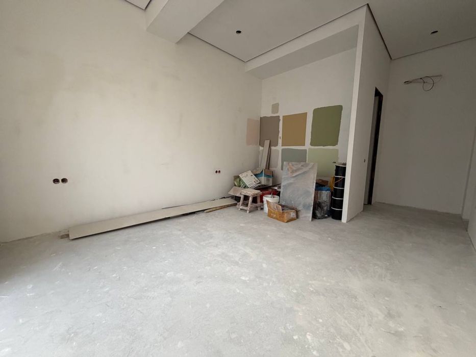 Продам ЖК Кипарис на Ц-4