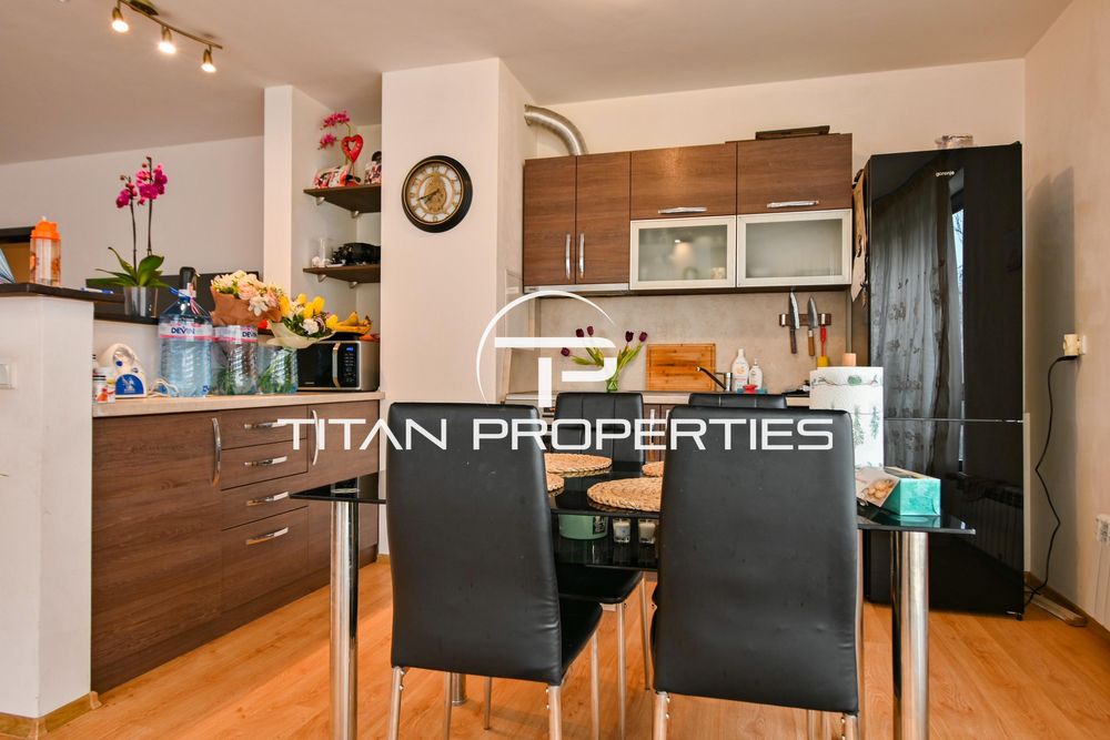 Дава се под наем Тристаен апартамент в София, Лозенец - 150 кв.м за 1151 € - Снимка #4