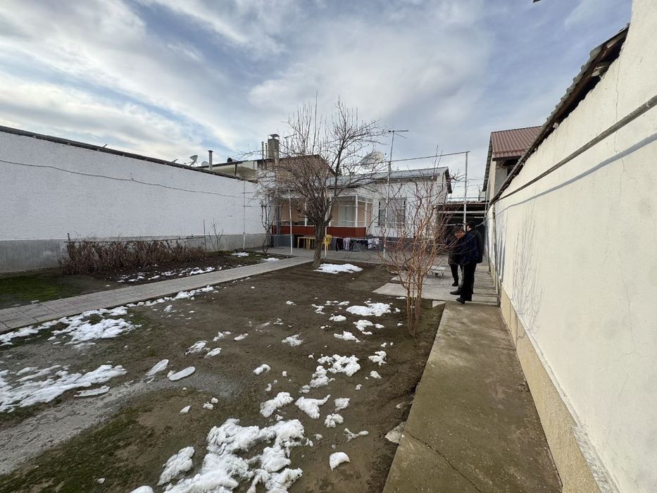 Срочно!!! Продается Учтепинискй район Бирлик Трамвай круг 3,9 соток