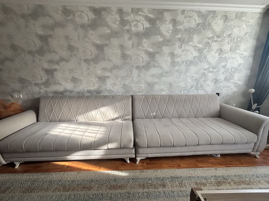 Диван угловой !!