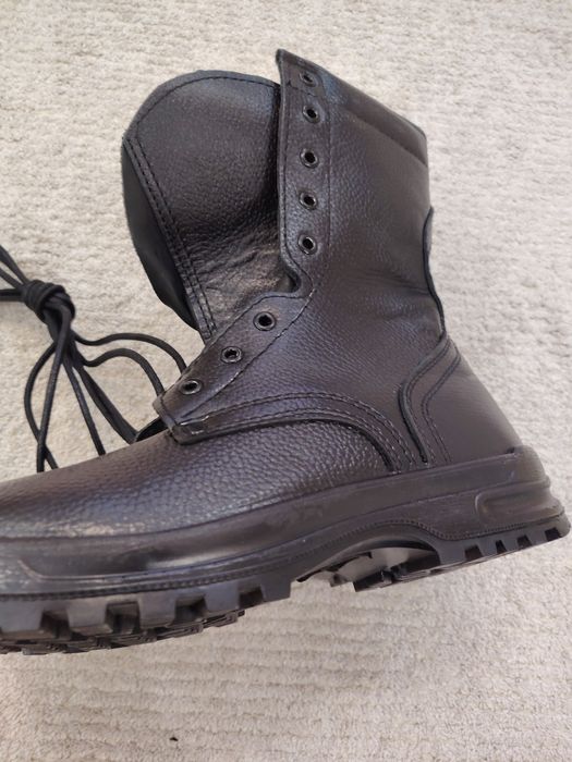 Берцы, ботинки с высоким берцом