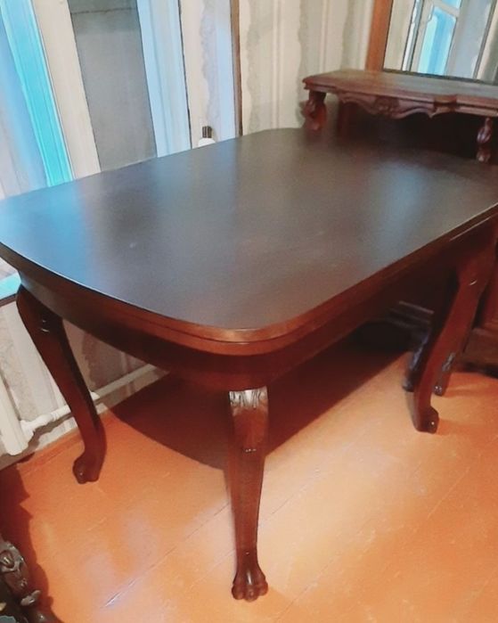 .. Парочка антикварных кровати