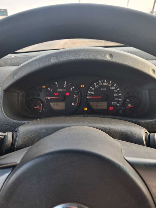 Nissan Navara D40