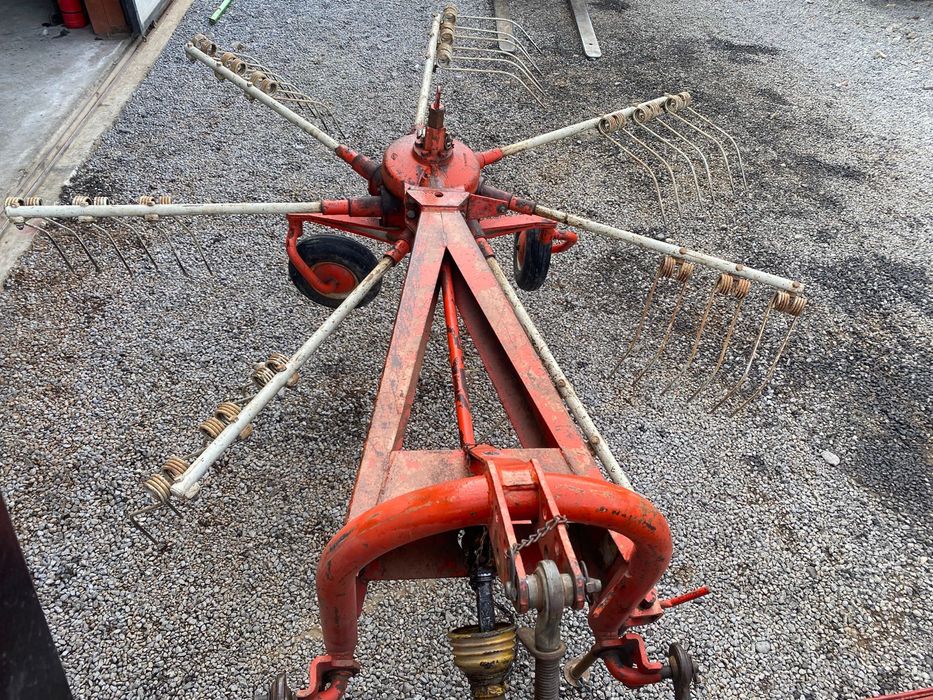 Grebla de adunat fan kuhn 2.40 m