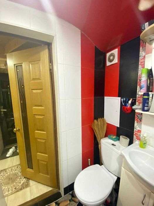 продам 3 комнатную квартиру