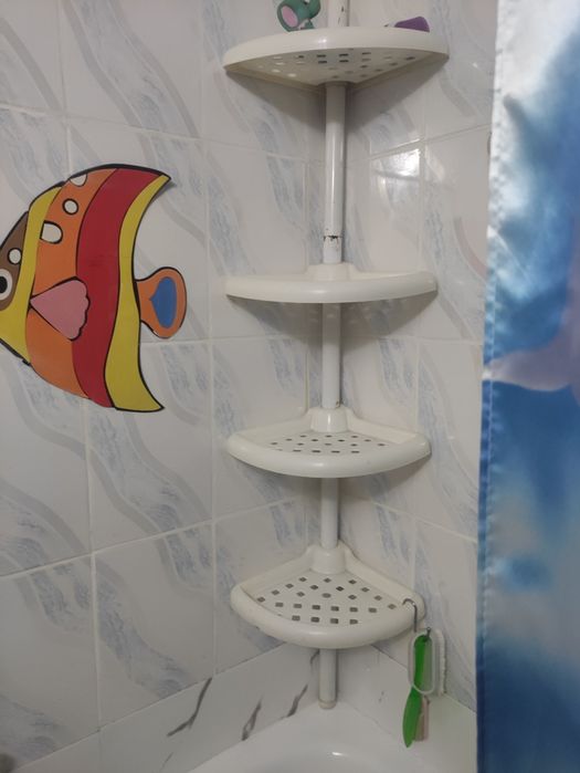 Полка для ванной комнаты б /у