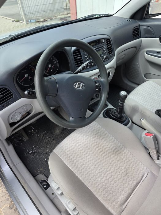 Vand Hyundai Accent 2006