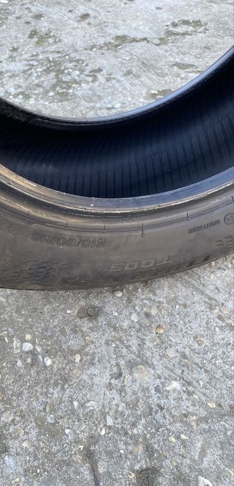 3 bucați anvelope  215/60/R16 V BRIDGESTONE