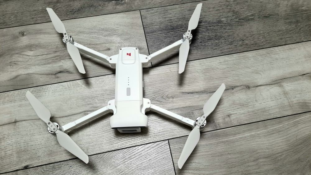 Drona 4k Xiaomi FIMI X8 SE 2020 cu 2 baterii, Camera , 12MP Sony CM