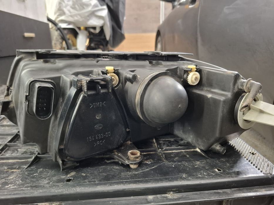 Фарове VW Passat B5.5