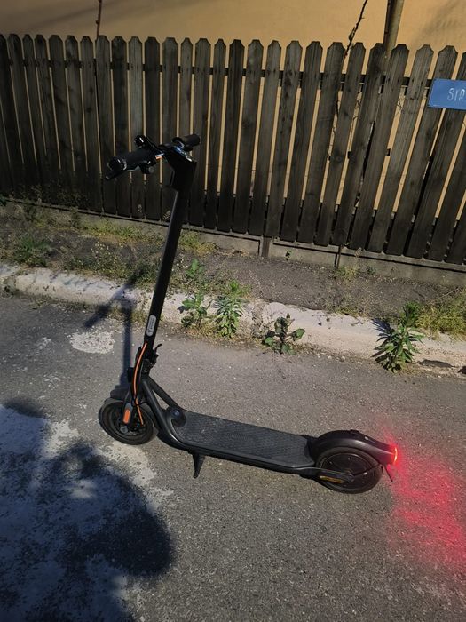 Trotineta NineBot F20 Pro