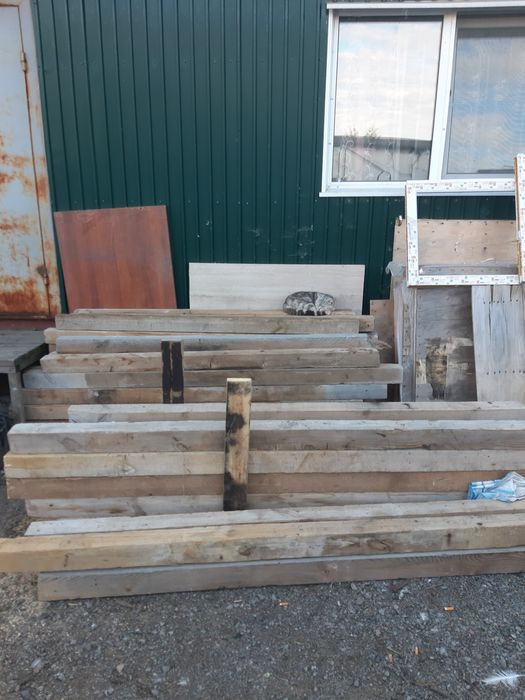 Продам брус 10 × 10 см. длина 2м - 2,5м