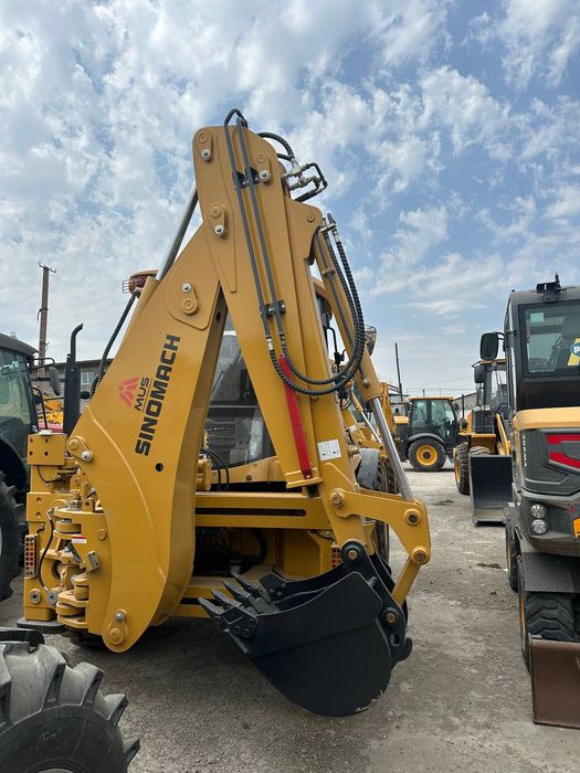 Погрузчик экскаватор