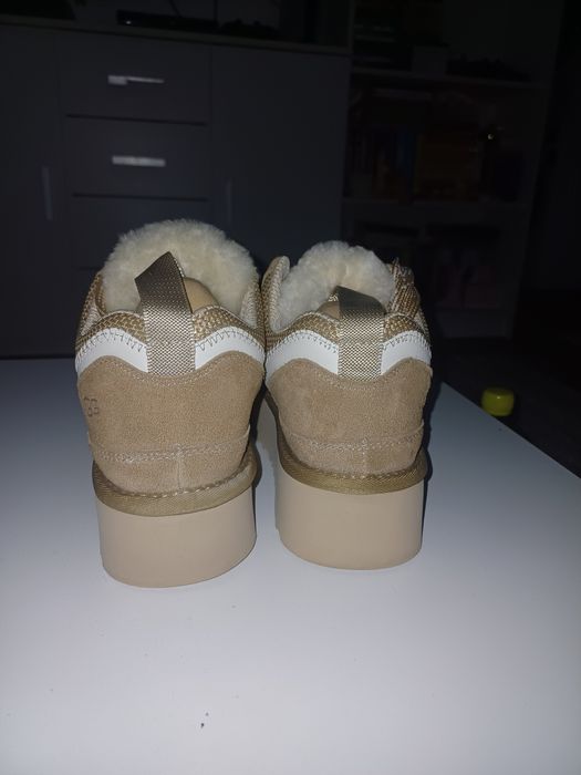 UGG Lowmel (mărimea 38)