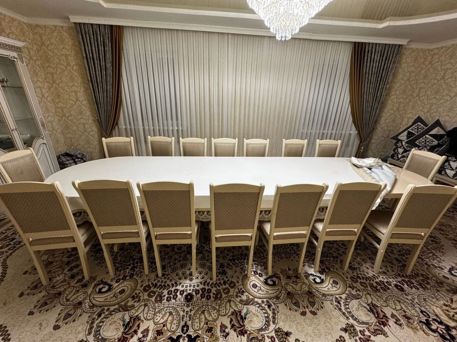 Продам стол со стульями