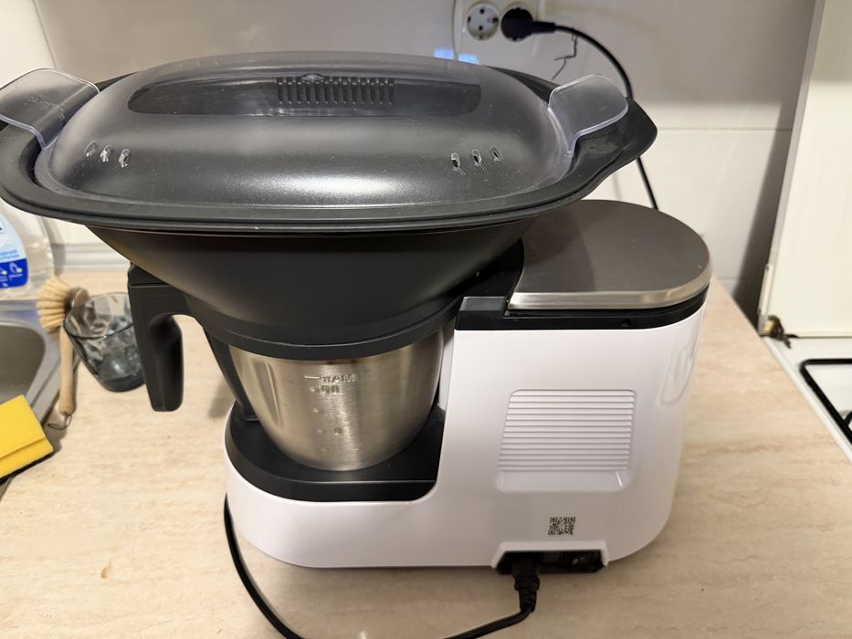 Robot de bucătărie Monsieur Cuisine Edition Plus (Silvercrest)