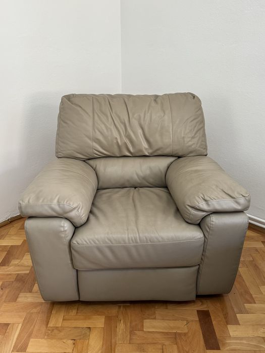 Canapea recliner plus două fotolii
