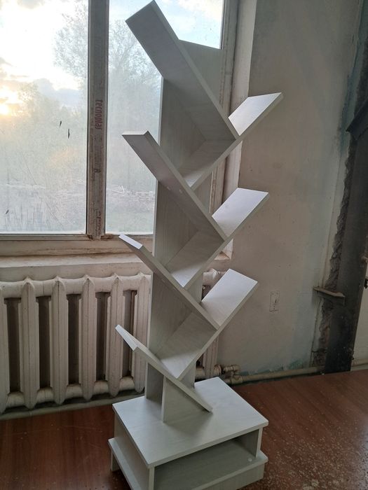Продам книжную полку