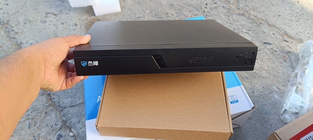 Продам систему видеонаблюдения новая