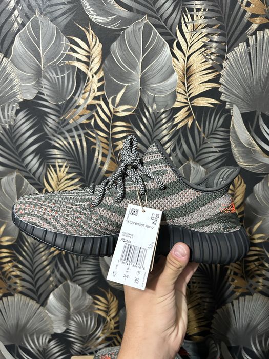 yeezy boost beluga