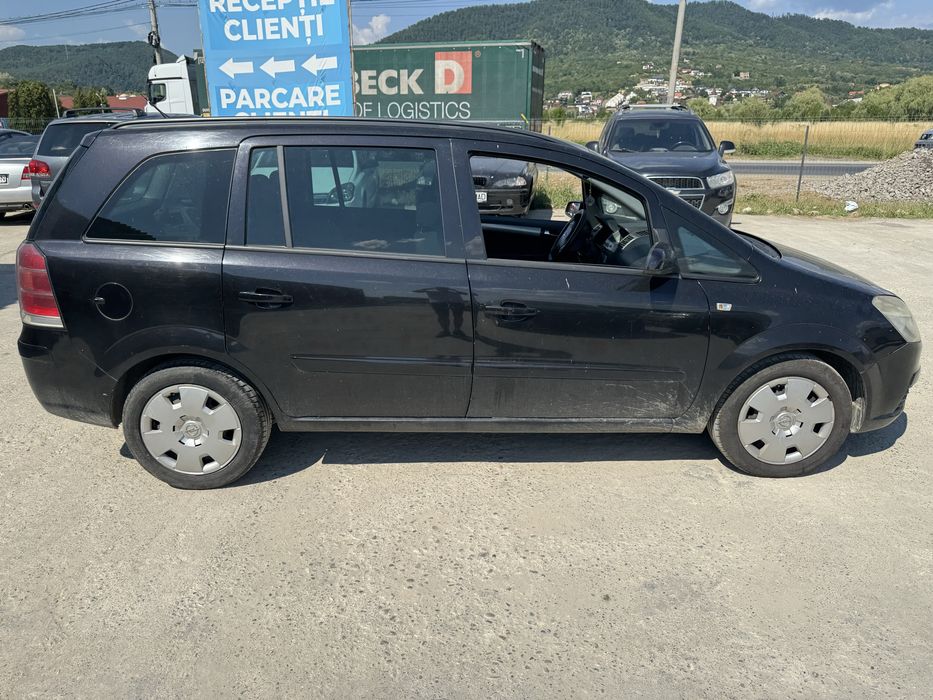 Dezmembrez Opel Zafira 1.9 cDTi Z19DT