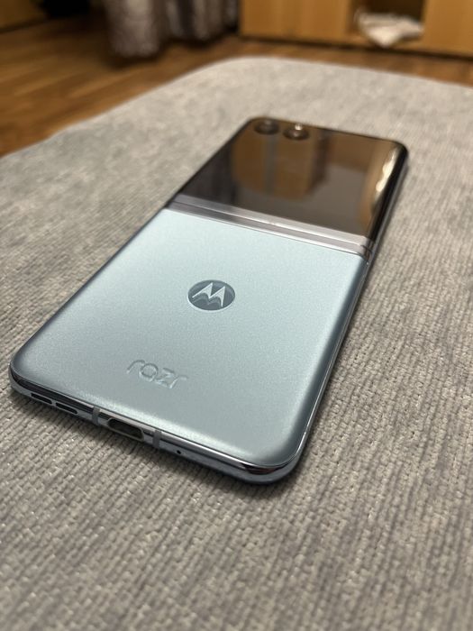 Motorola razr 40 ultra full box