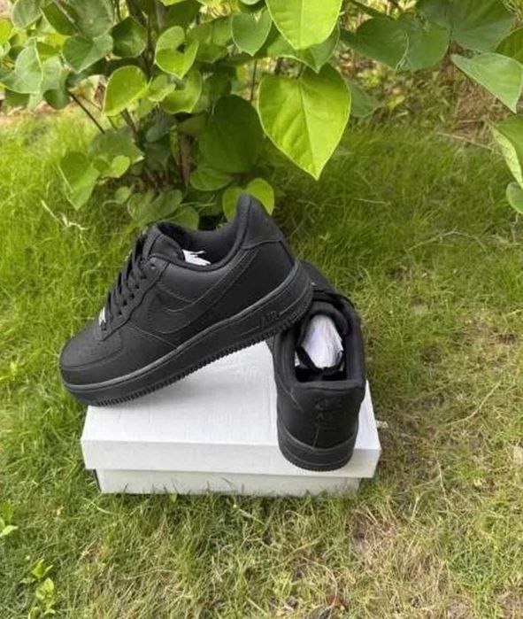 Adidasi Nike AirForce 1 Low Top Black