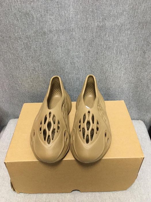 Adidas Yeezy 37 номер