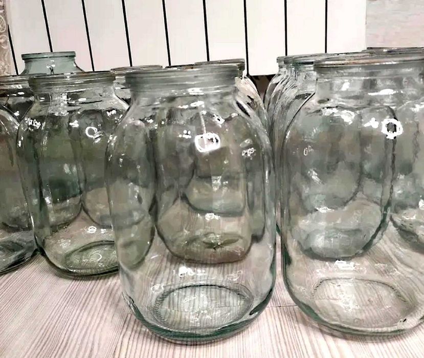Продам банки 1, 2х, 3х литровые