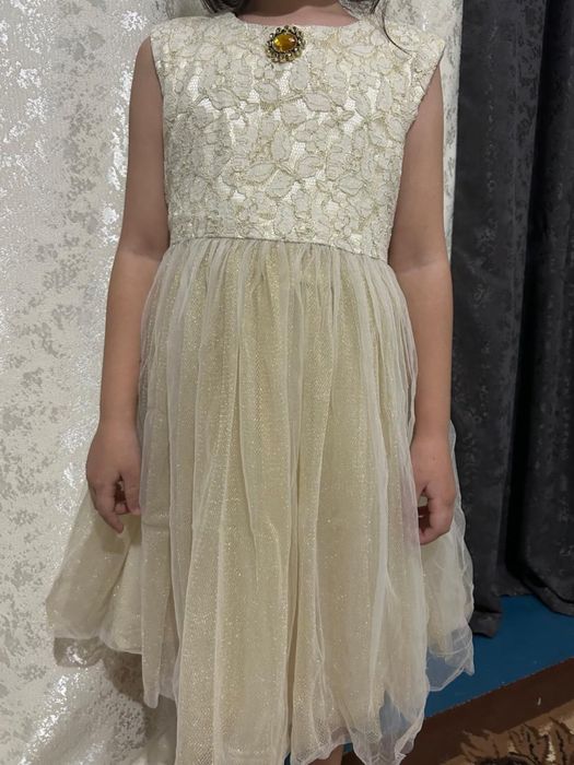 Продам платье детское