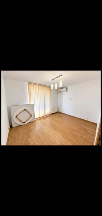 Apartament/Spațiu comercial