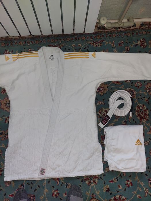 Кимоно Adidas производство Пакистан. Большой размер рост 180