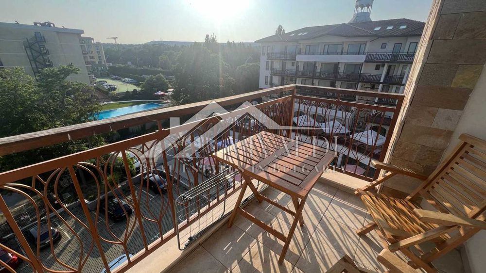 Дава се под наем Двустаен апартамент в к.к. Св.Св. Константин и Елена - 65 кв.м за 750 € - Снимка #10