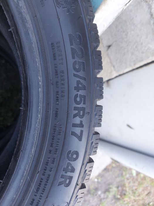 Triangle Snowlink 225/45 R17